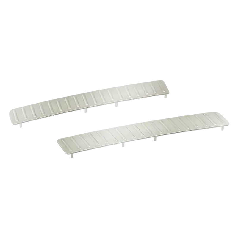 Panneau de brosse pour pièce de garniture intérieure automobile