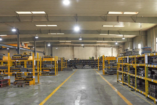 Quelles sont les étapes d'entretien recommandées pour maintenir les bouches d'aération du camion dans un état optimal ?