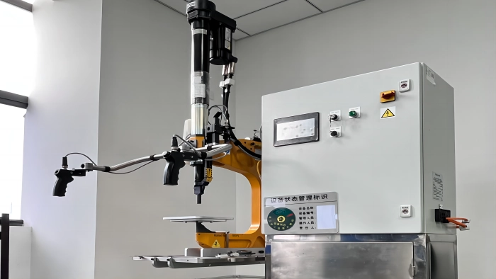 SPR Riveting Equipment