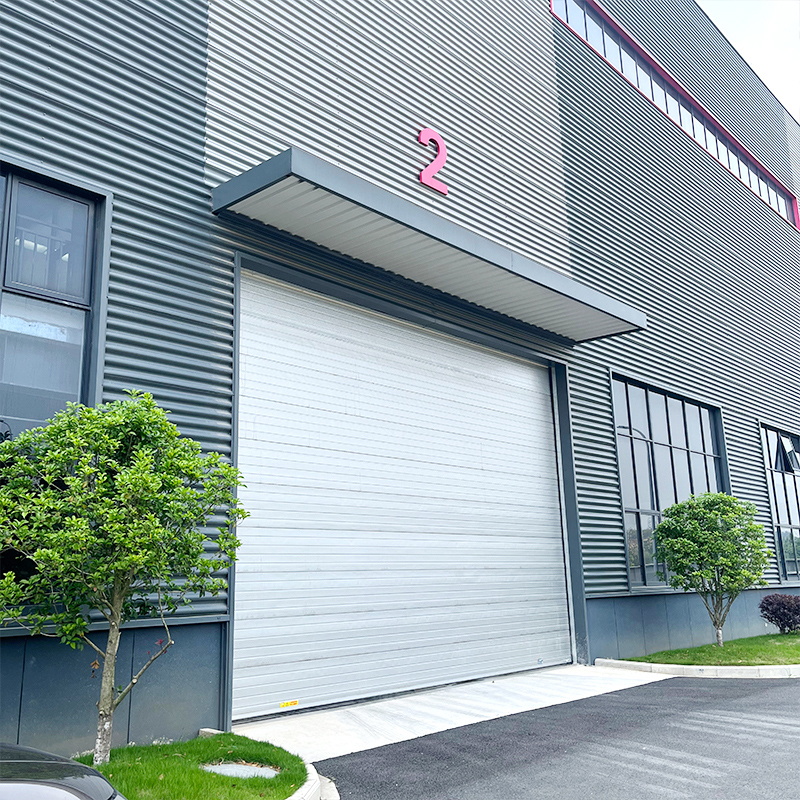 QT-1 Insulated Sectional Door